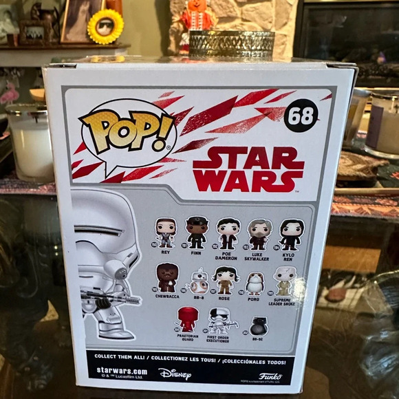 Funko Pop! Vinyl: Star Wars Bobble-Head First Order Flametrooper #68 - Picture 4 of 6